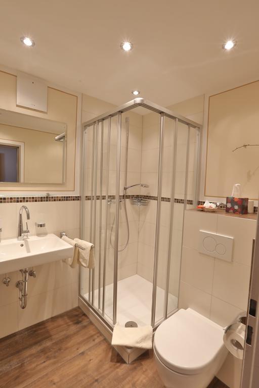 Hotel Bockmaier Oberpframmern ภายนอก รูปภาพ