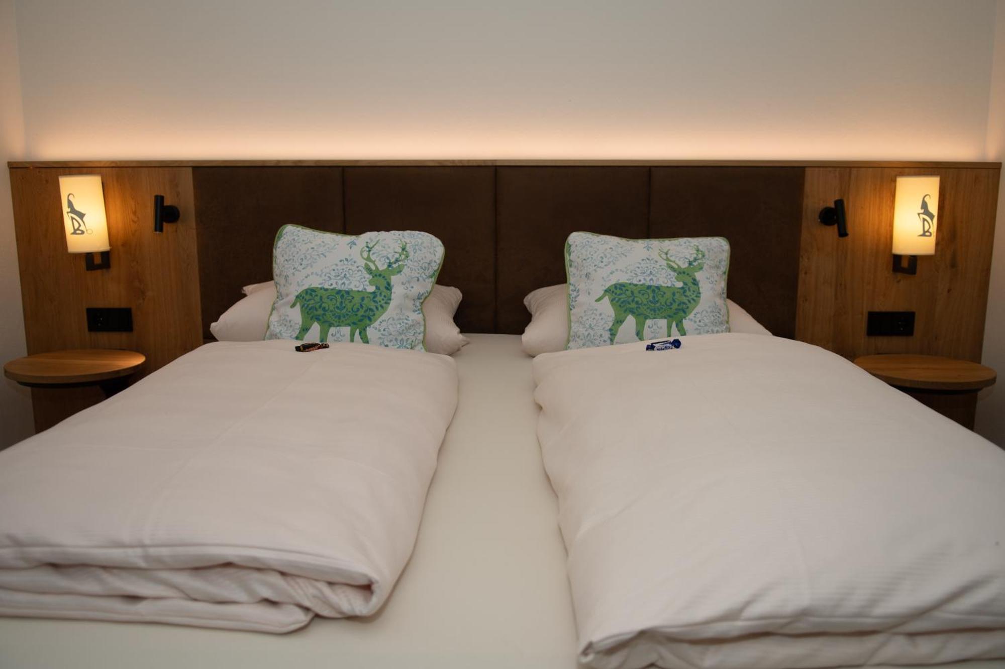 Hotel Bockmaier Oberpframmern ภายนอก รูปภาพ