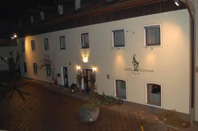 Hotel Bockmaier Oberpframmern ภายนอก รูปภาพ