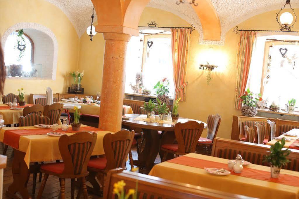 Hotel Bockmaier Oberpframmern ภายนอก รูปภาพ